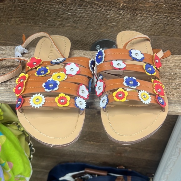 Chase And Chloe Floral Sandals Size 8 - Picture 2 of 5